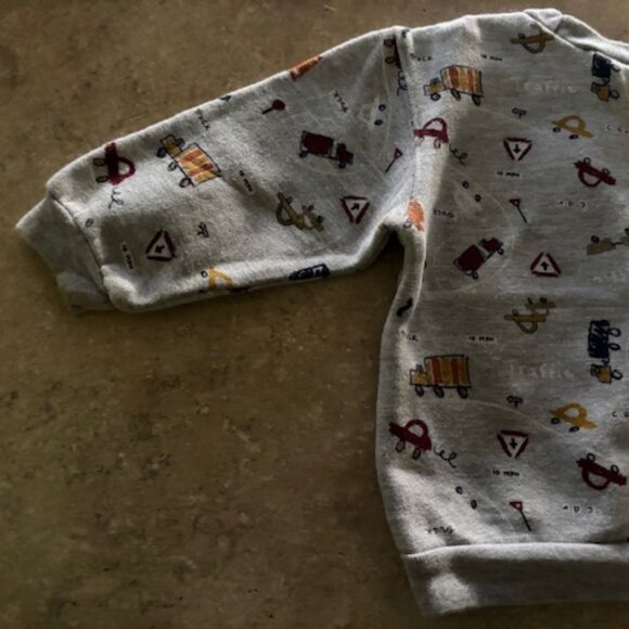 Boys Baby 24 months grey sweat shirt - Picture 7 of 8